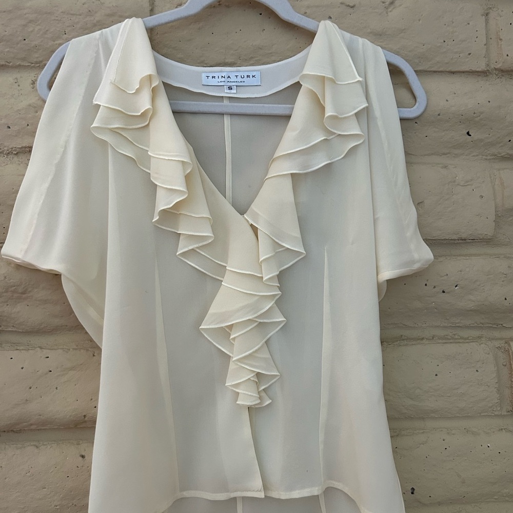Trina Turk Cream Blouse with Elegant Design